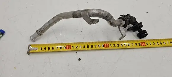 Audi A6 S6 C7 4G Engine coolant pipe/hose 059121512 059121512G