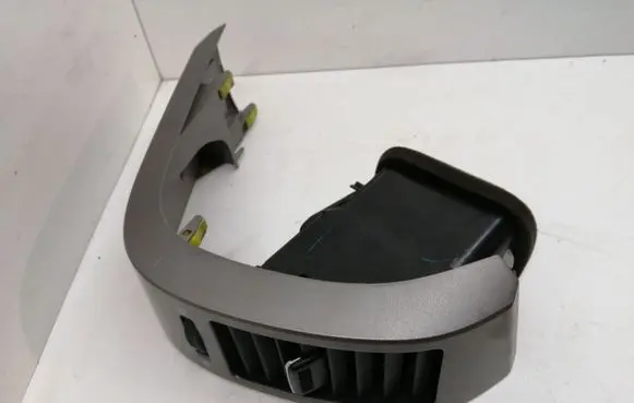 Toyota Prius (XW20) Dashboard side air vent grill/cover trim 5555047060 5566147040 5506247010
