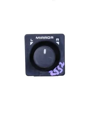 Land Rover Freelander Wing mirror switch AMR2498