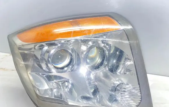 Cadillac SRX Headlight/headlamp 15930601 10192007 1019200716