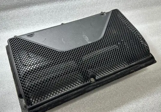 Audi A8 S8 D2 4D Air intake duct part 4D1820003B 4D0819408