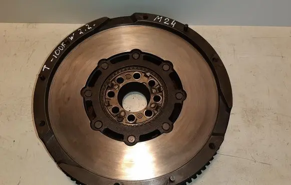 Toyota Avensis T250 Dual mass flywheel 