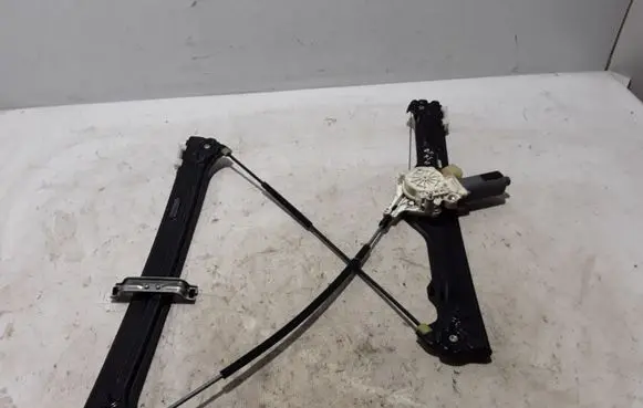 BMW X5 E70 Front window lifting mechanism without motor 7267658