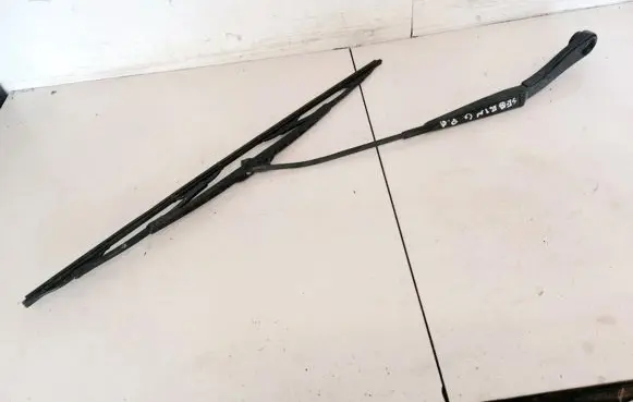 Chrysler Sebring (JS) Front wiper blade arm 05303938AB