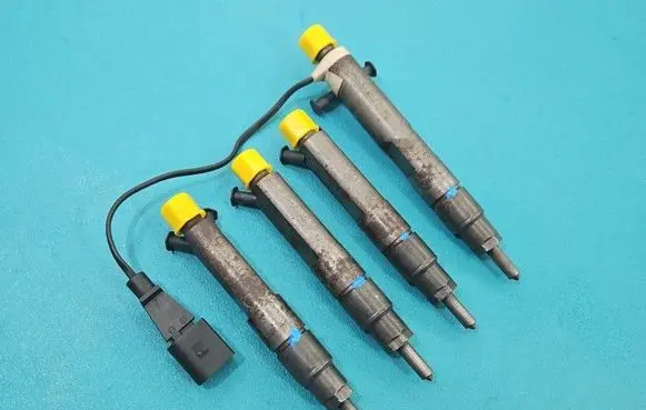 Volkswagen Polo IV 9N3 Fuel injector 038130202C IMPRK1538041