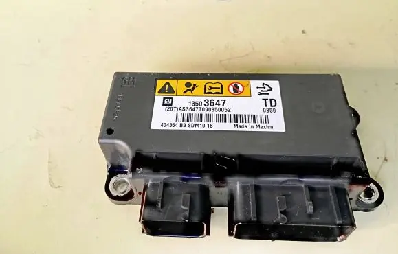 Opel Insignia A Airbag control unit/module 13503647