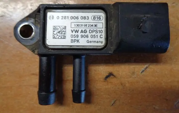Skoda Rapid (NH) Exhaust gas pressure sensor 059906051C