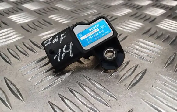 Opel Zafira B Air pressure sensor 0281002845 0705051BU6