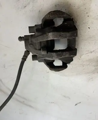 Mercedes-Benz E W211 Rear brake caliper