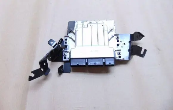 Renault Clio V Engine control unit/module ECU A3C0053540001