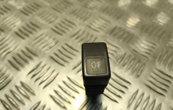 Subaru Legacy Fog light switch 