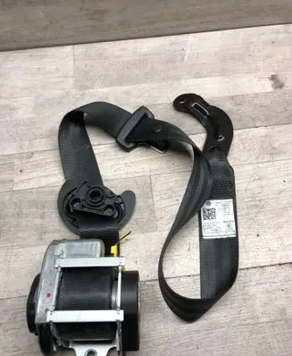 Volkswagen Golf Plus Front seatbelt 5M1857706F 1000068 618092100