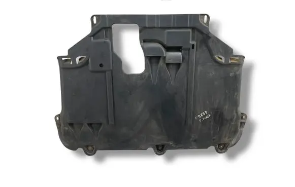 Ford Kuga I Engine splash shield/under tray 8V416P013AD