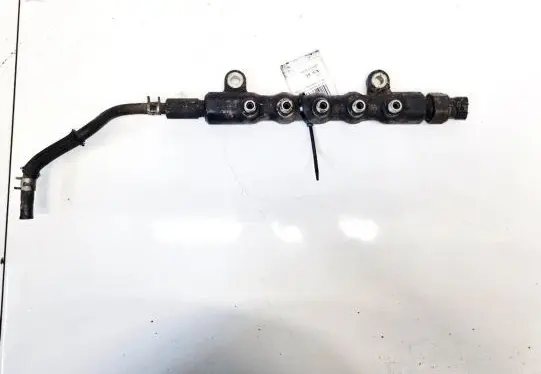 Toyota Corolla Verso AR10 Fuel main line pipe