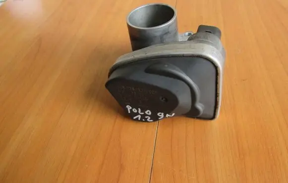 Volkswagen Polo Throttle valve 036133062N 5WS02025