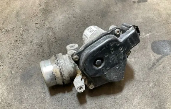 Renault Captur Throttle valve 161A09794R