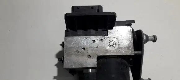 Mercedes-Benz A W168 ABS Pump A0044310912 00430130210