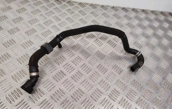 Volvo XC60 Engine coolant pipe/hose 32252970