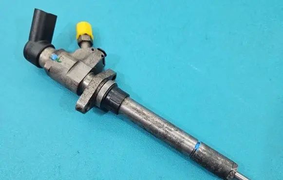 Volvo V50 Fuel injector 9657144580 IMPRK1530744