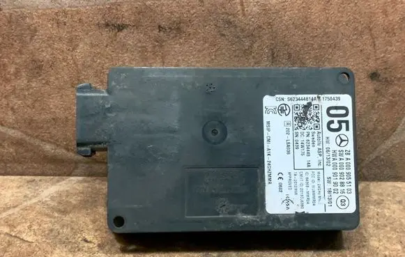 Mercedes-Benz E C207 W207 Blind spot module A0009055103