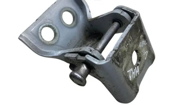 Peugeot Partner Front door lower hinge 9035Z3