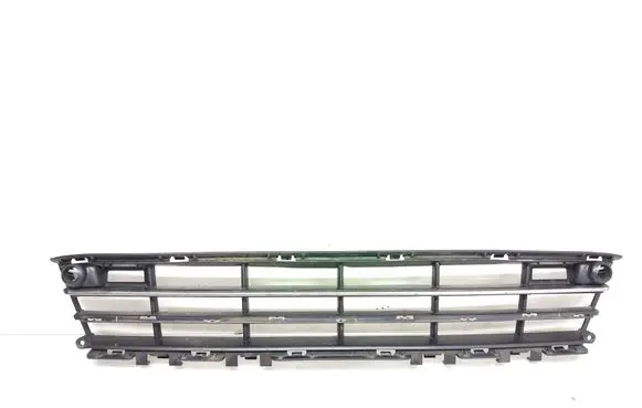 Volvo V70 Front bumper lower grill 31323990