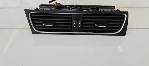 Audi A4 S4 B8 8K Dash center air vent grill 8T1820951C