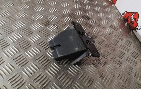 Volvo XC40 Front door lock 31349975