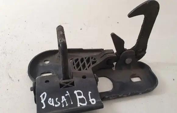 Volkswagen PASSAT B6 Engine bonnet/hood lock/latch loop/hook 3C0823480