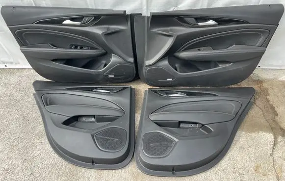 Opel Insignia B Front door card panel trim 39138290 39138288 39138332