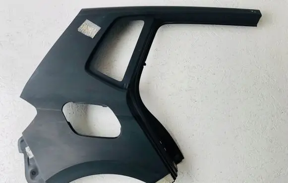 Volkswagen Golf Sportsvan Rear quarter panel 