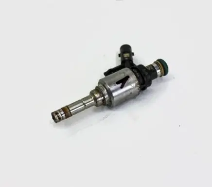Audi Q5 SQ5 Fuel injector 06A906036G