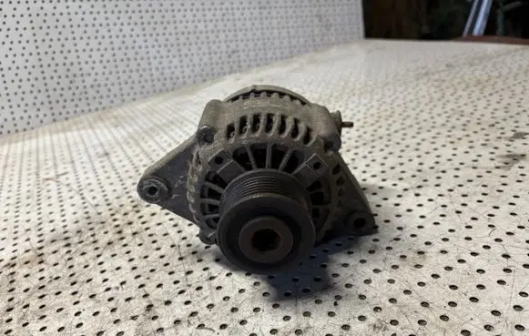 Toyota Hiace (H200) Generator/alternator 0210801690