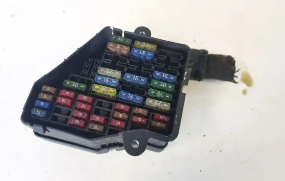 Audi A6 S6 C5 4B Fuse box set