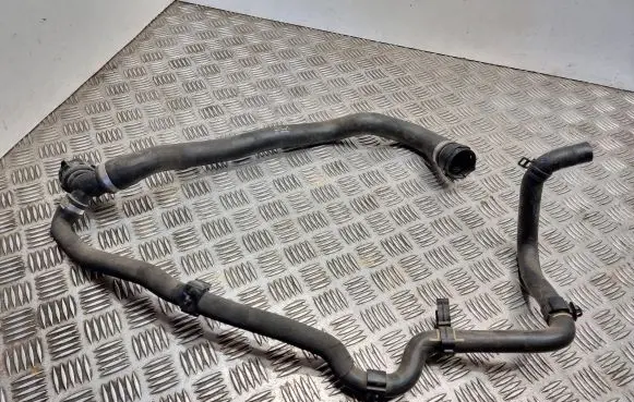 BMW X1 F48 F49 Engine coolant pipe/hose 7617363 13876010 1712