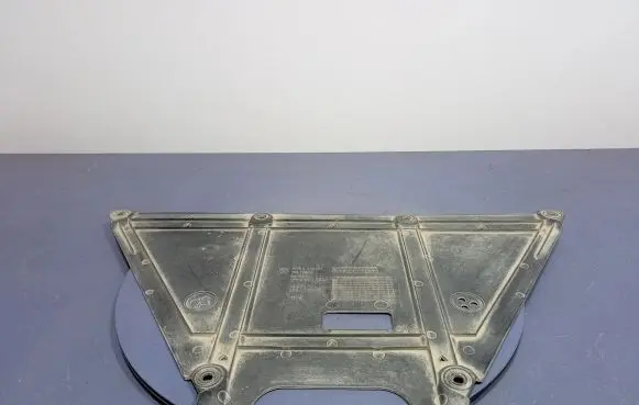 Front underbody cover/under tray