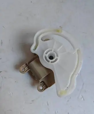 KIA Soul Air flap motor/actuator H400730912