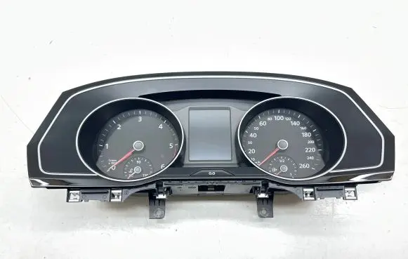 Volkswagen PASSAT B8 Speedometer (instrument cluster) 3G0920751B 3G0260304 1755030657