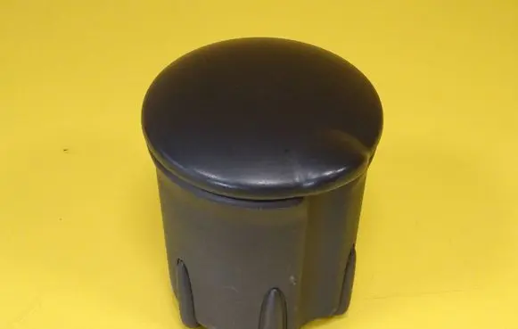 Ashtray (front)