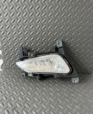 Opel Mokka X Front fog light E1324553