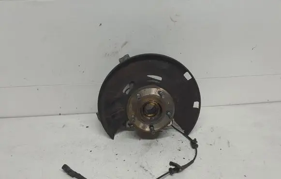 Opel Astra J Front wheel hub 13502829 13324458