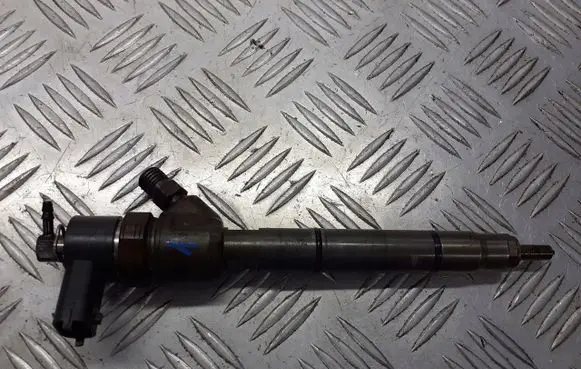 Hyundai i30 Fuel injectors set 338002A400
