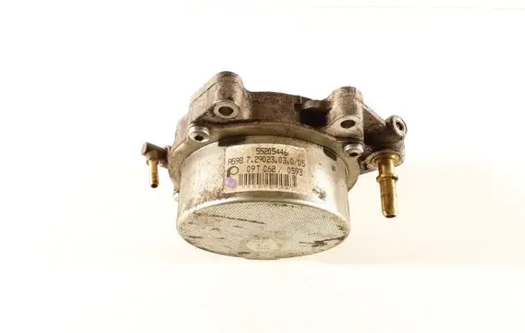 Opel Insignia A Vacuum pump 55205446