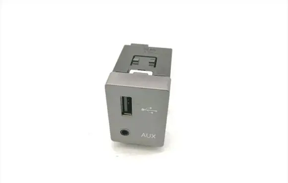 BMW 6 G32 Gran Turismo USB socket connector 