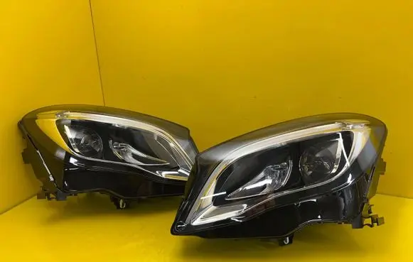 Mercedes-Benz GLA W156 Headlight/headlamp