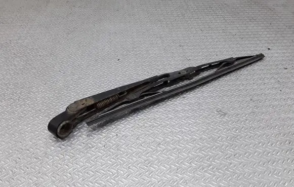 Chrysler Pacifica Rear wiper blade 