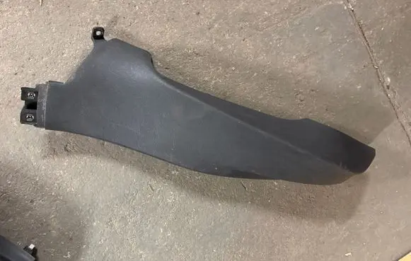 Volkswagen Golf VII (C) pillar trim 5G6867765E