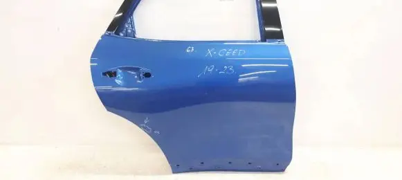 KIA Xceed Front door
