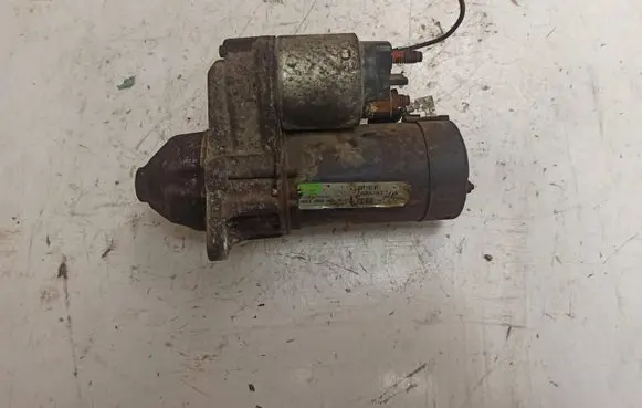 Renault Scenic I Starter motor D6RA163