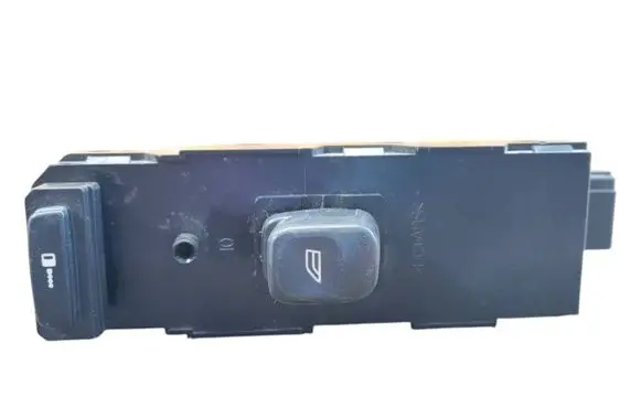Volvo V70 Electric window control switch 30732817